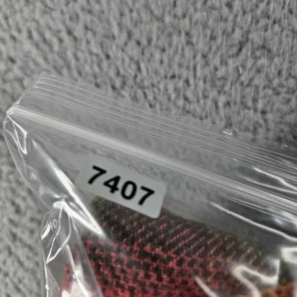 American Eagle Outfitters Shirt Mens Medium‎ Gray Beige Plaid Flannel Button Up - Picture 16 of 16